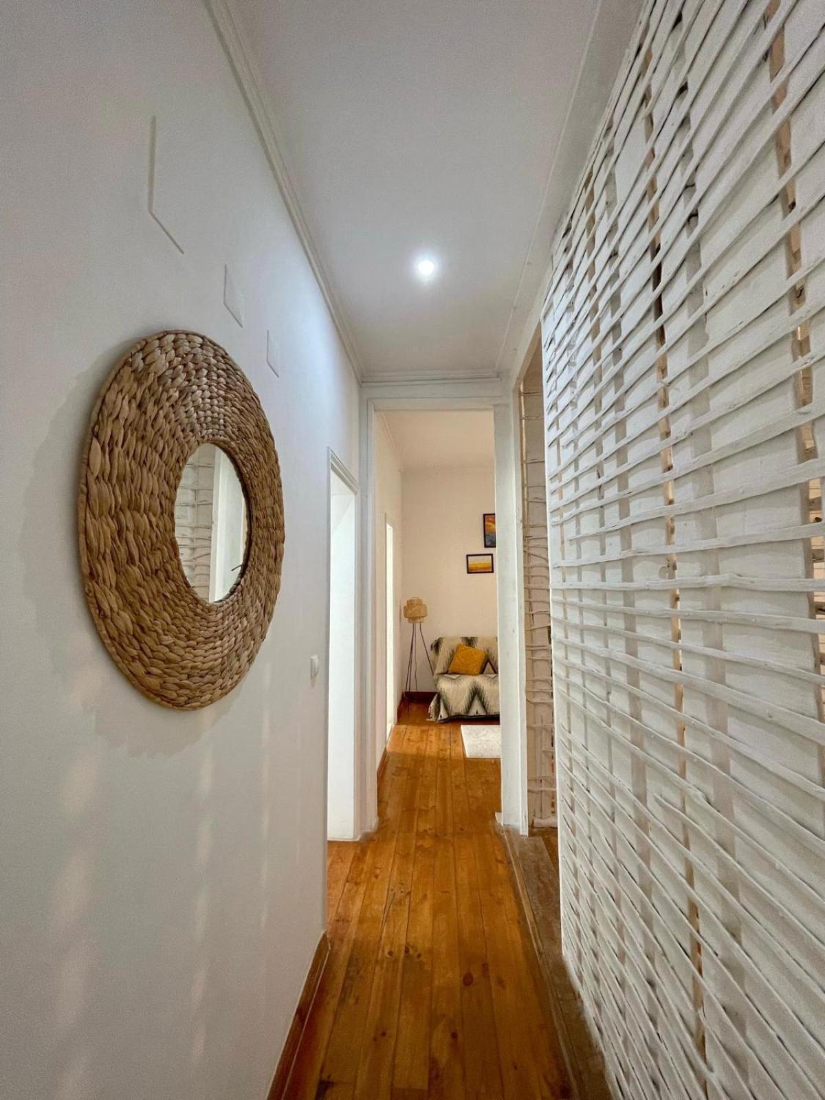 Central Lisbon Rooms In Palmira Shared Apartment For Surf Lovers Exterior foto
